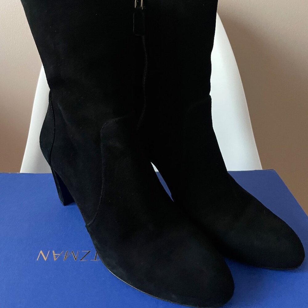 Stuart Weitzman Vida 75 BOOTIE HEELS IN BLACK SUEDE size 9